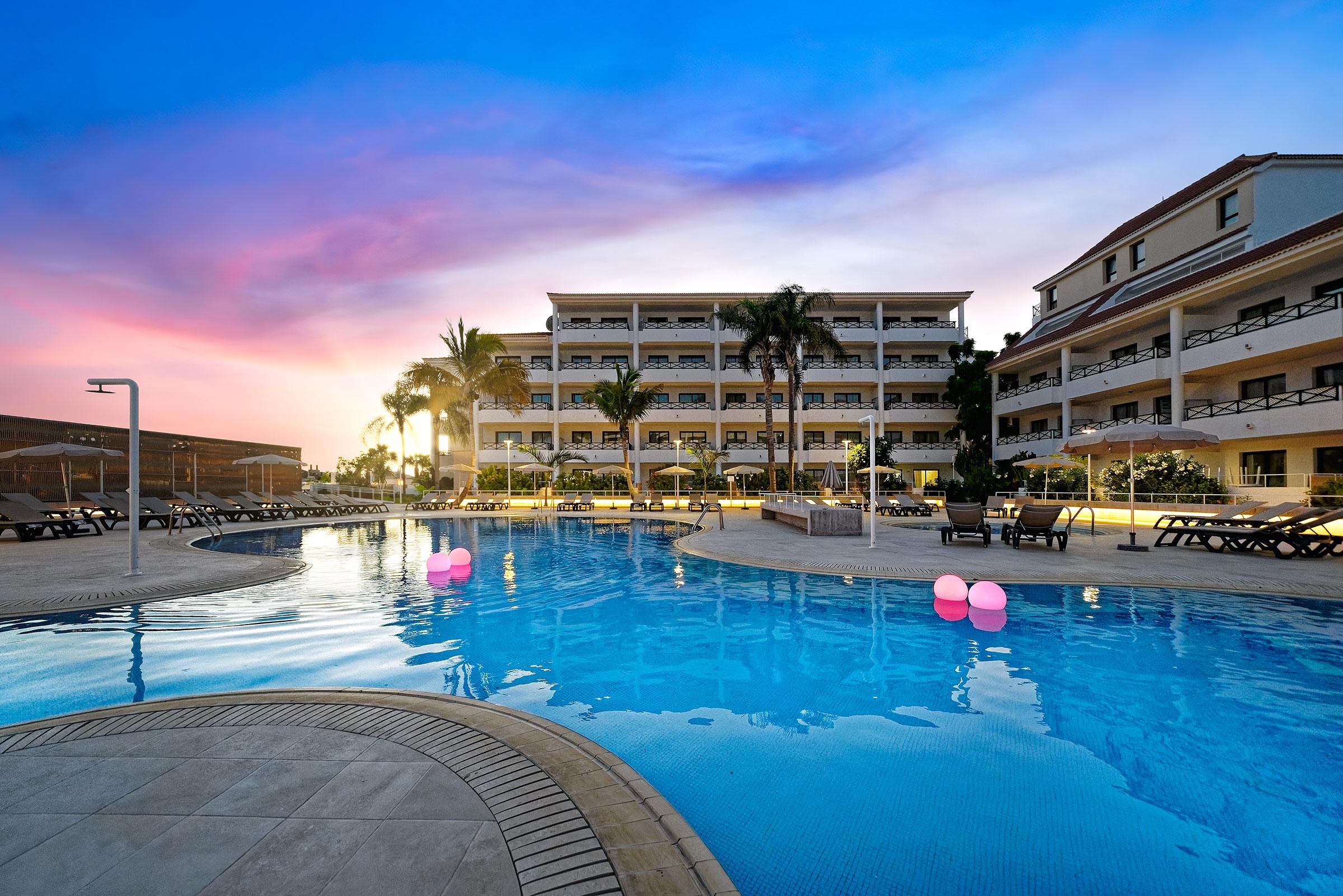 Hotel Parque La Paz Playa de las Americas  Exteriör bild